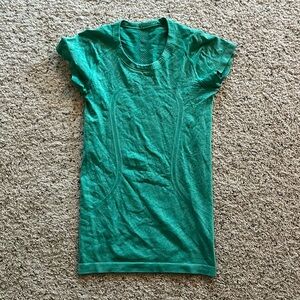 Lululemon swiftly tech tee